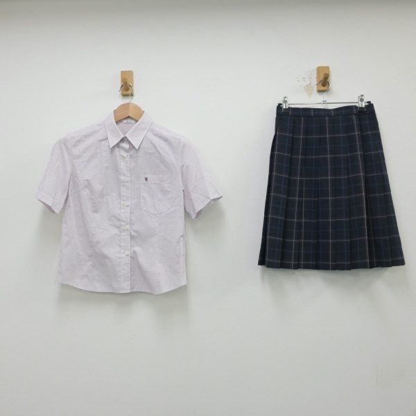 Get your wholesale 【中古】神奈川県 横浜清風高等学校 女子制服 2点（シャツ・スカート）sf016086 For Cheap